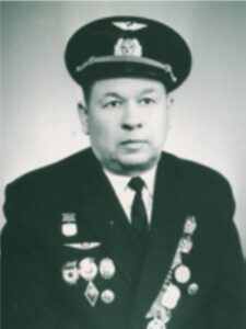 Первый командир авиаотряда П. П. Савин
